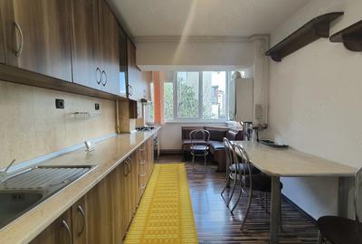 Apartament cu 2 camere decomandat în Confecții - 2