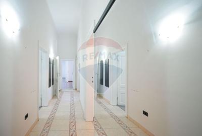 Apartament cu 3 camere semidecomandat în Ultracentral - 12