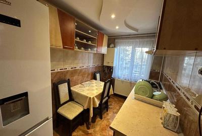 Apartament cu 2 camere decomandat în Valea Rumâneștilor