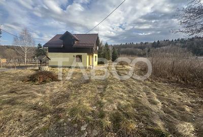 Casă individuală cu 4 camere cu Teren 1200 Mp în Sâmbăta de Sus - 1
