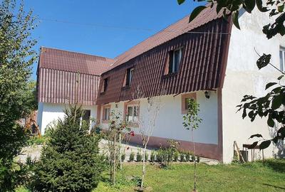 Casă cu 5 camere cu Teren 990 Mp în Sânmihaiu Român - 8