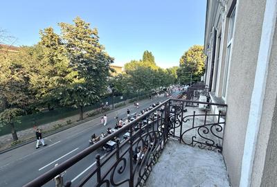 Apartament cu 6 camere decomandat în Ultracentral