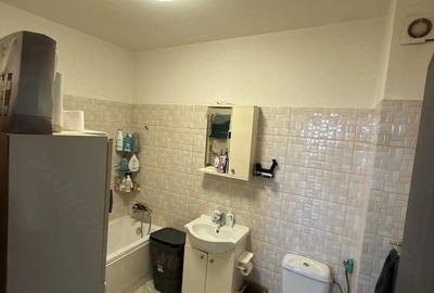 Apartament cu 2 camere semidecomandat în 1 Decembrie