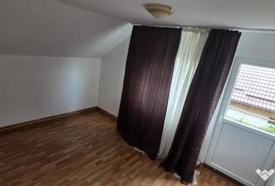 Casă cu 5 camere cu Teren 176 Mp în Central - 13