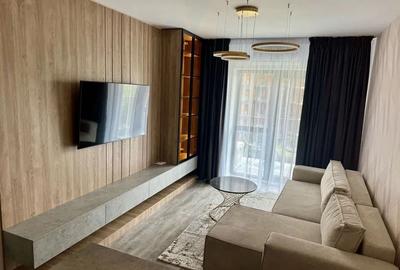 Apartament cu 2 camere semidecomandat, mobilat în 1 Mai