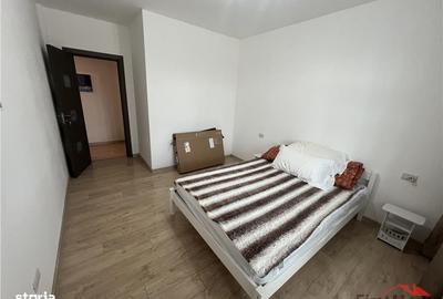 Apartament cu 2 camere, mobilat în Sud
