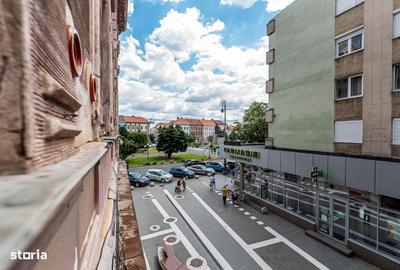 Apartament cu 4 camere în Ultracentral