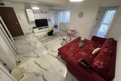 Apartament cu 3 camere semidecomandat, mobilat în Inel I