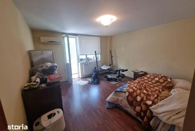 Apartament cu 2 camere în Tudor Vladimirescu