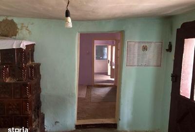 Casă cu 4 camere cu Teren 120 Mp în Brăilița