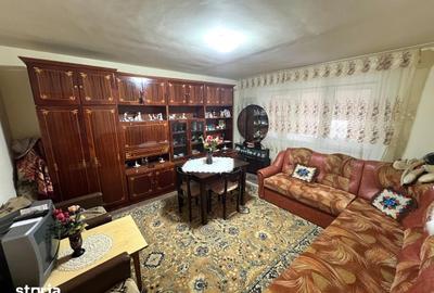Apartament cu 3 camere în Micro 16 - 14