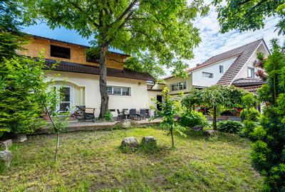Hotel/Pensiune, de 25 mp, în Est - 2