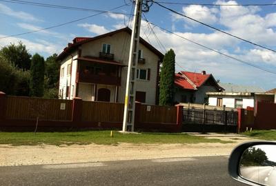 Casă cu 4 camere în Valea Ursului - 1