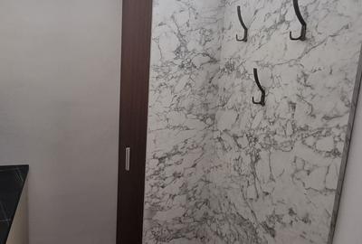 Apartament cu 3 camere în Central - 1