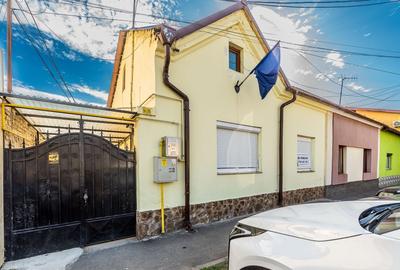 Apartament cu 2 camere decomandat, mobilat în Pârneava