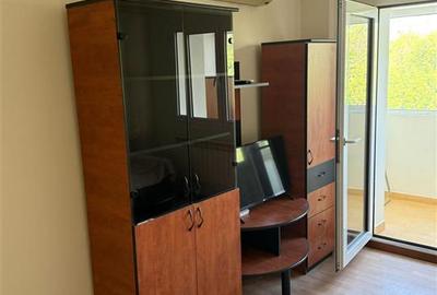 Apartament cu 2 camere decomandat în Călărași