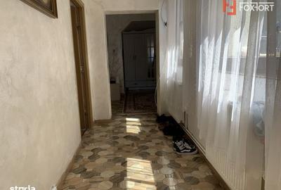 Casă cu 4 camere cu Teren 500 Mp în Aradului