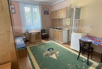 Casă cu 4 camere decomandat cu Teren 250 Mp în Central - 4