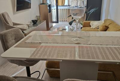 Apartament cu 2 camere decomandat, mobilat în Mamaia-Sat