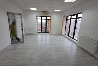 Birou, de 106 mp, în Unirii - 2