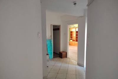Apartament cu 2 camere decomandat în Sânmartin
