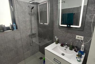 Duplex cu 4 camere cu Canalizare în Est - 18