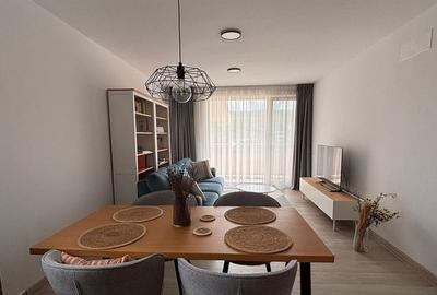 Apartament cu 2 camere decomandat în Astra - 2