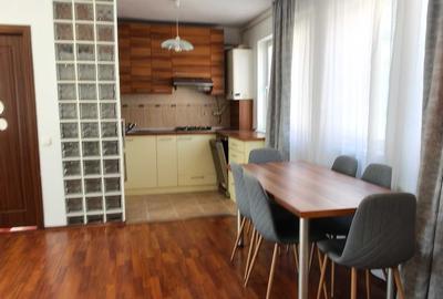Apartament cu 2 camere decomandat în Florești
