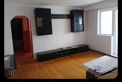 Apartament cu 2 camere semidecomandat în Central - 2