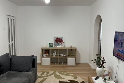 Apartament cu 2 camere în Piața Centrală