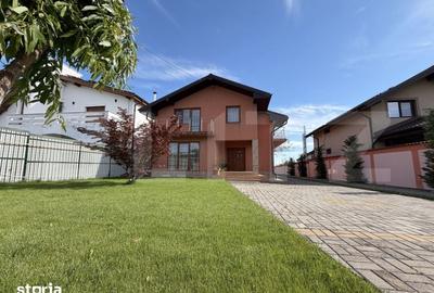 Casă cu 4 camere cu Teren 950 Mp în Cârcea - 1