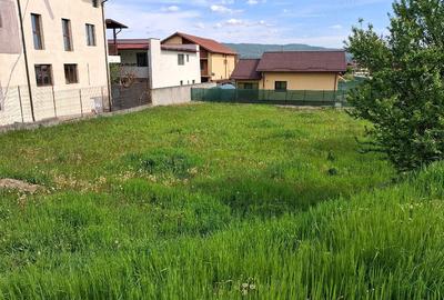 Teren de 854 mp, în Copăcelu