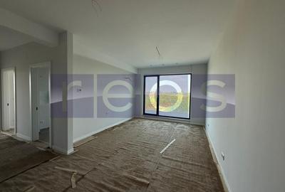 Apartament cu 3 camere în Străulești