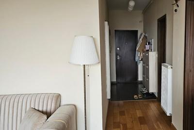 Apartament cu 3 camere decomandat, mobilat în Soarelui