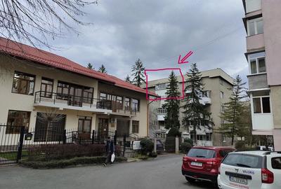 Apartament cu 4 camere decomandat, mobilat în Traian - 3