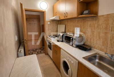 Apartament cu 3 camere semidecomandat, mobilat în Mihai Viteazul - 9