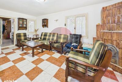 Casă cu 6 camere cu Teren 2800 Mp în Butimanu
