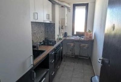 Apartament cu 2 camere decomandat, mobilat în Apărătorii Patriei