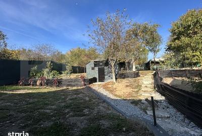 Casă cu 2 camere cu Teren 1000 Mp în Central