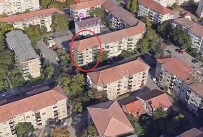 Apartament cu 3 camere decomandat în Decebal