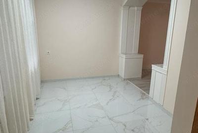 Apartament cu 3 camere în Central - 3