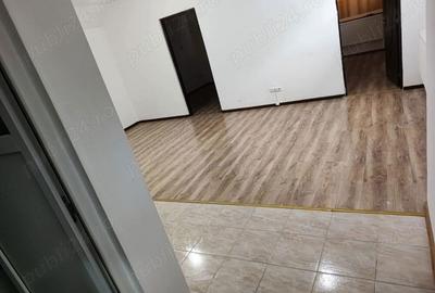 Apartament cu 3 camere decomandat în Central - 1