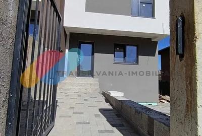 Casă individuală cu 4 camere cu Canalizare în Florești - 3