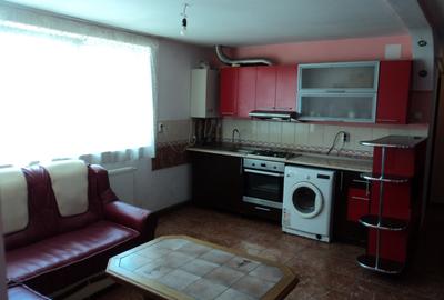 Apartament cu 3 camere decomandat în Nord