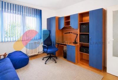 Apartament cu 3 camere decomandat în Mărăști