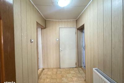 Casă cu 2 camere cu Teren 173 Mp în Central