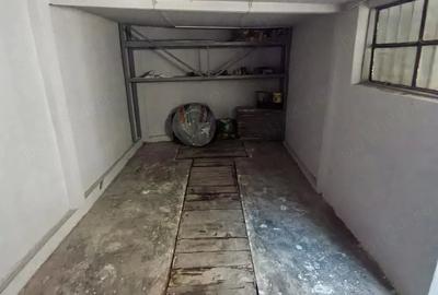 Casă cu Teren 35 Mp în Brătianu