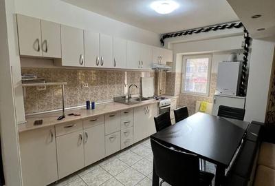 Apartament cu 3 camere decomandat în Ștefan cel Mare - 3