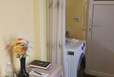 Apartament cu 2 camere semidecomandat în Exterior Vest