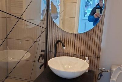 Spațiu comercial, de 60 mp, în Centrul Civic - 1